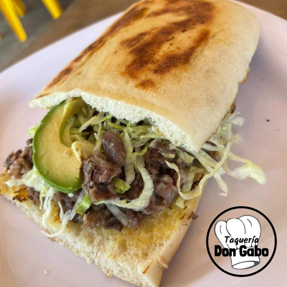 Combo Torta + Agua Fresca