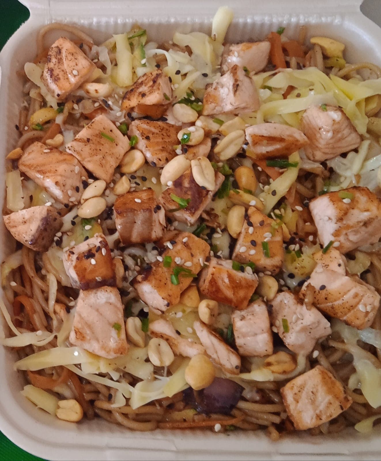 Pasta Thai Atún