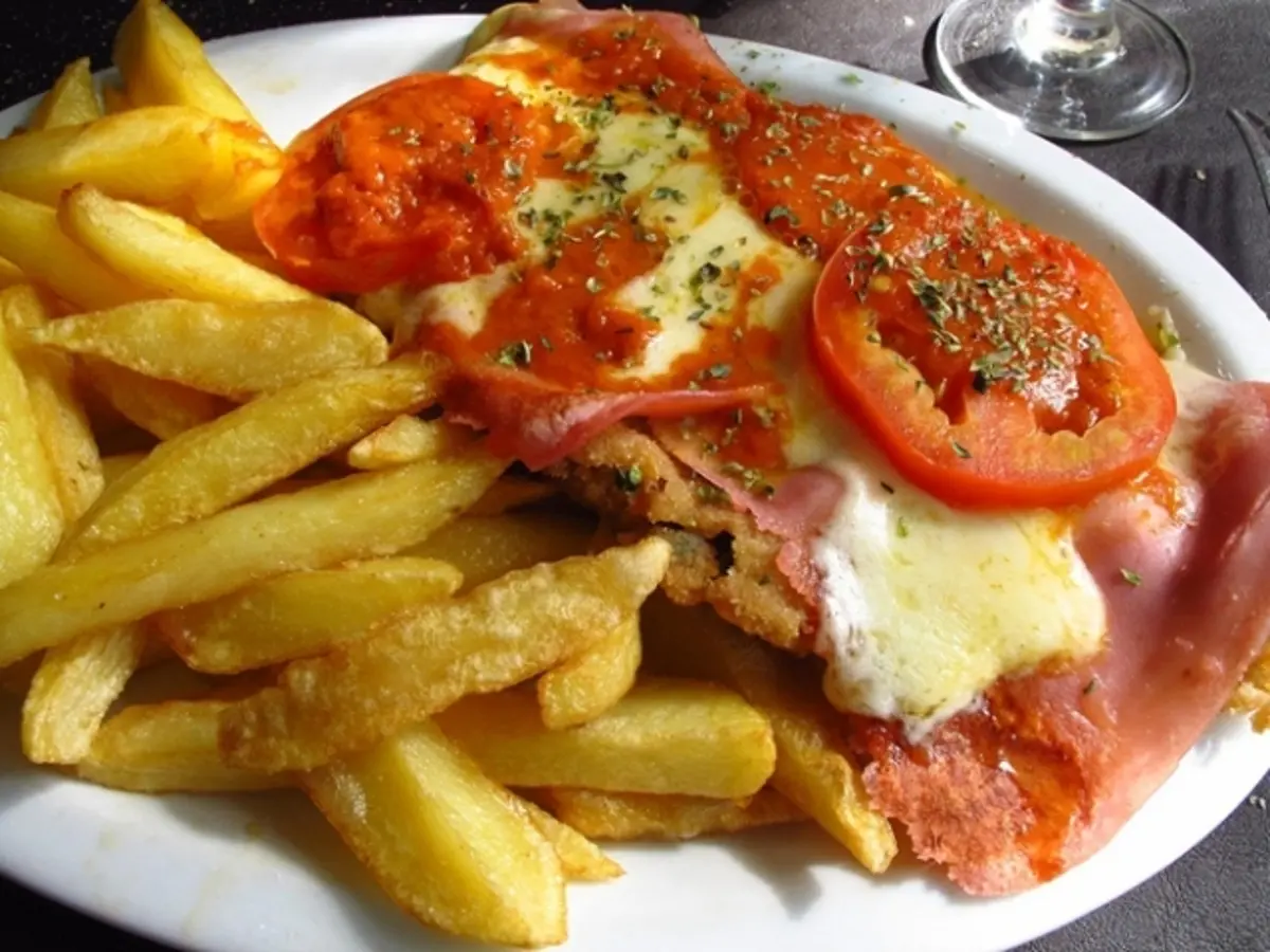 Milanesa De Pollo Napolitana