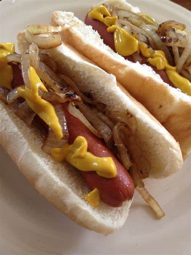 Hot Doghouse
