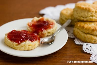 Bisquet con Mantequilla