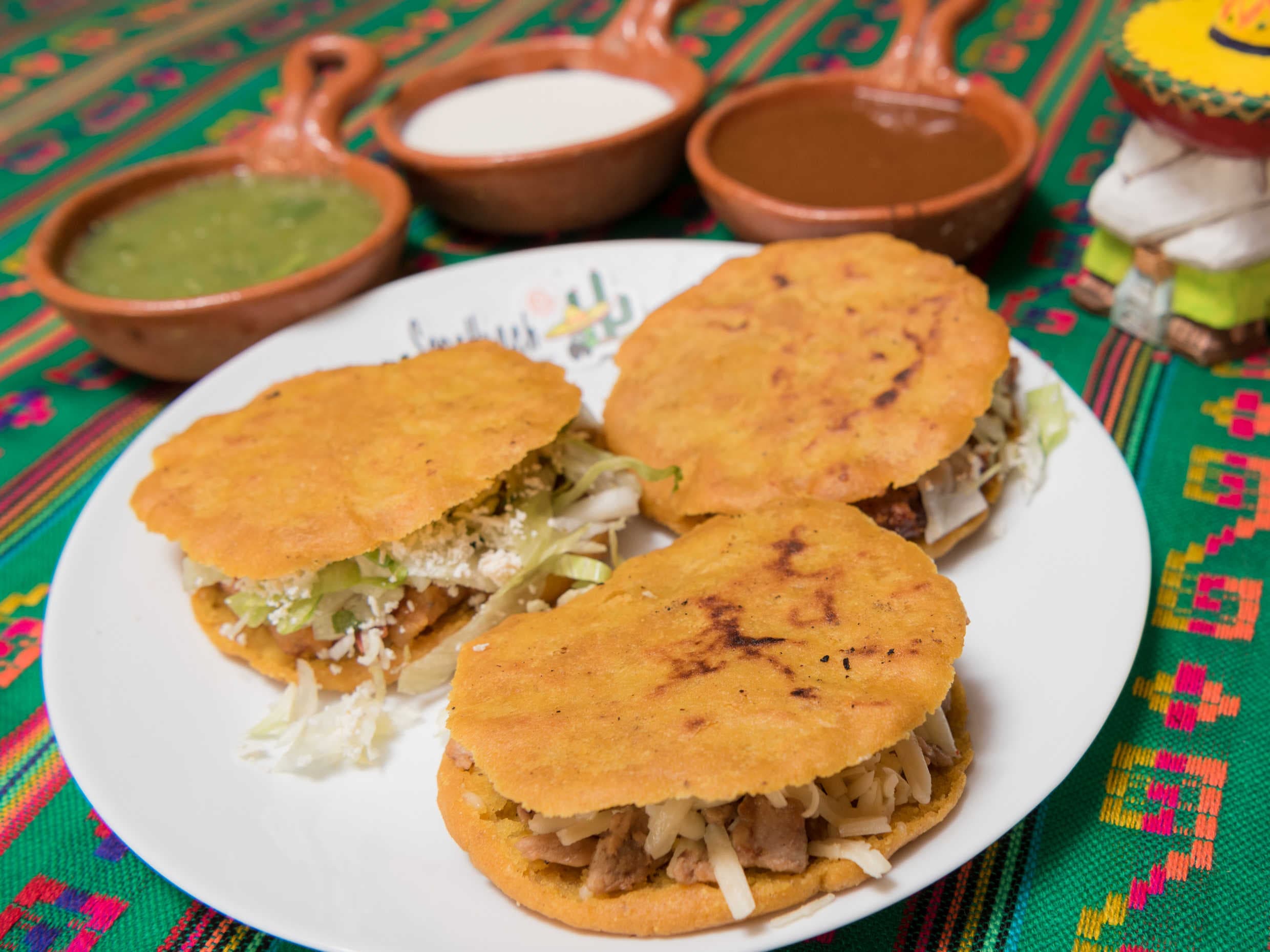 Gordita Huitlacoche