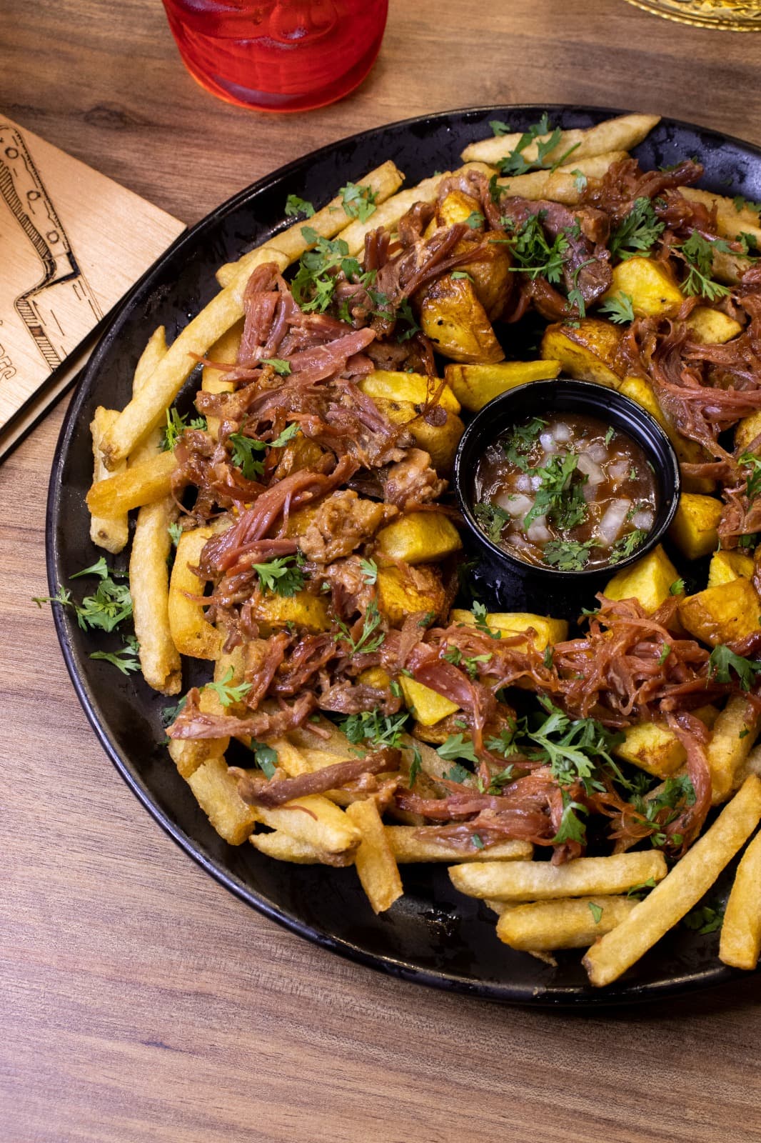Papas con pulled pork