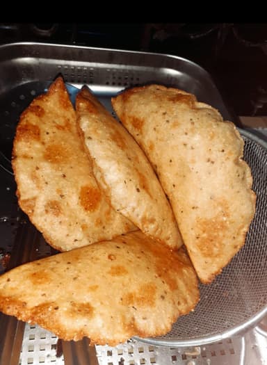 Empanada Mixta Camarón/Queso