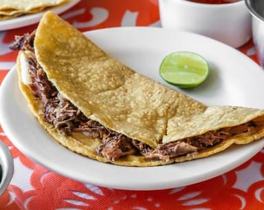 Quesadilla de Maiz con Carne