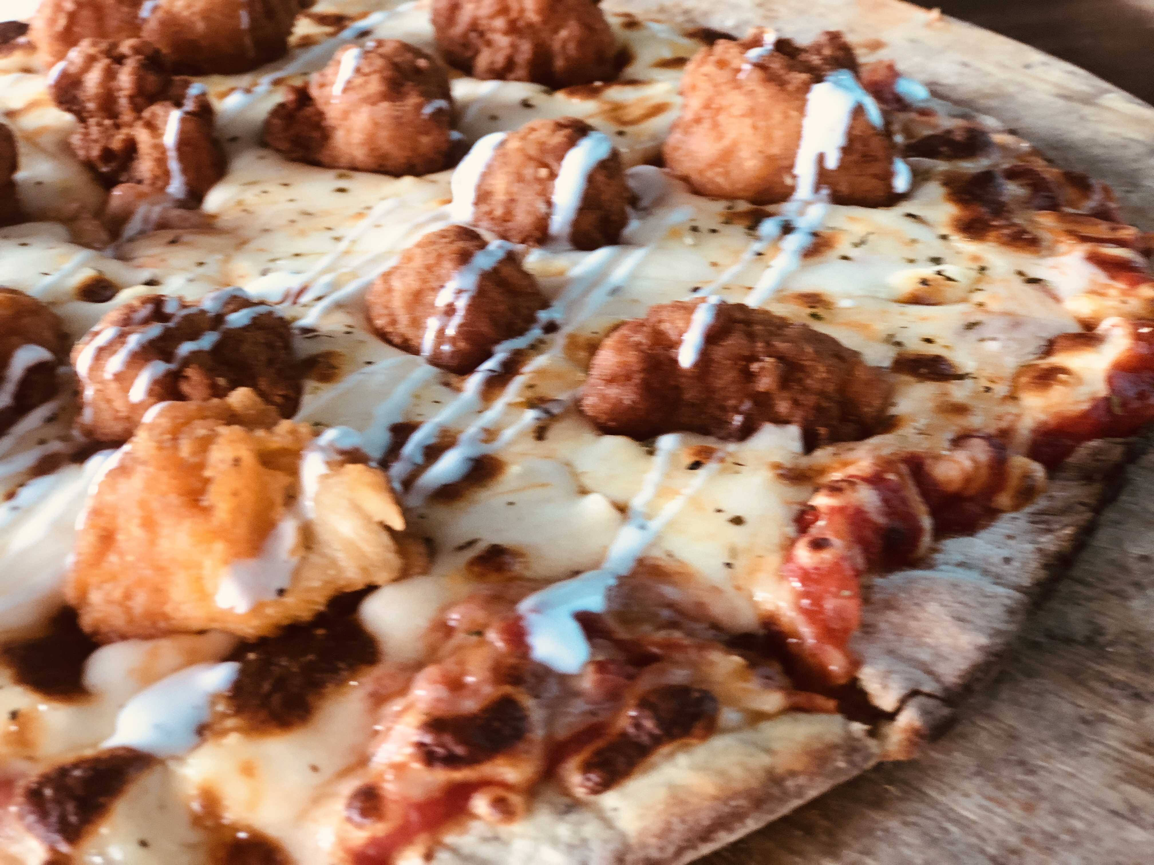 BONELESS PIZZA
