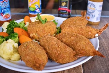 K-Rellenos de queso envueltos c/Tocino empanizados