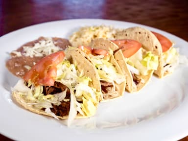 Tacos de Deshebrada
