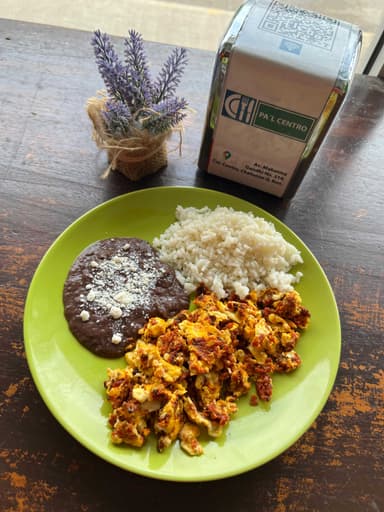 Huevo Con Longaniza