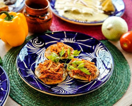 Orden de Panuchos de Cochinita 3 Piezas