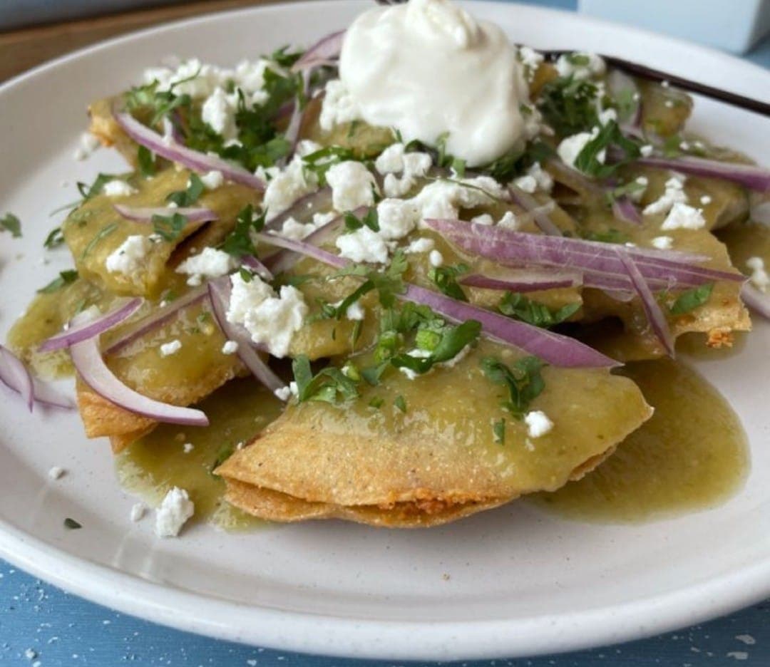 Chilaquiles Rellenos de Queso