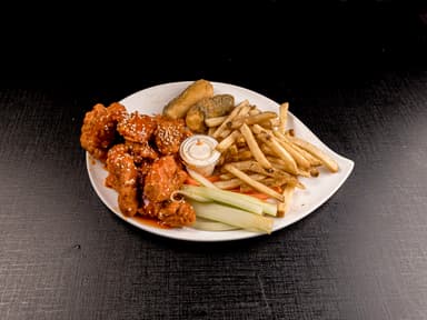 8 Boneless and fries and poppers