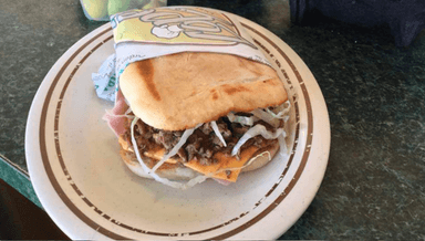 Torta Especial + Torta Jamon con Queso + Soda