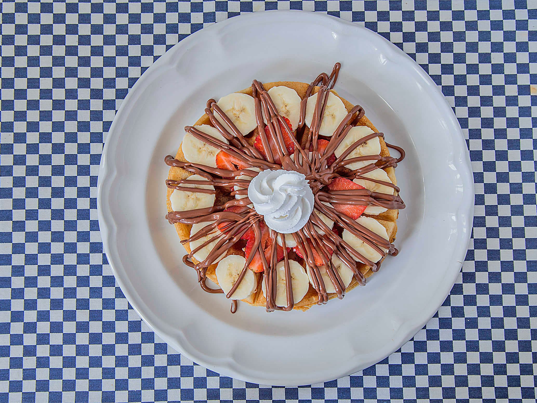 Waffle Platano Fresa Nutella