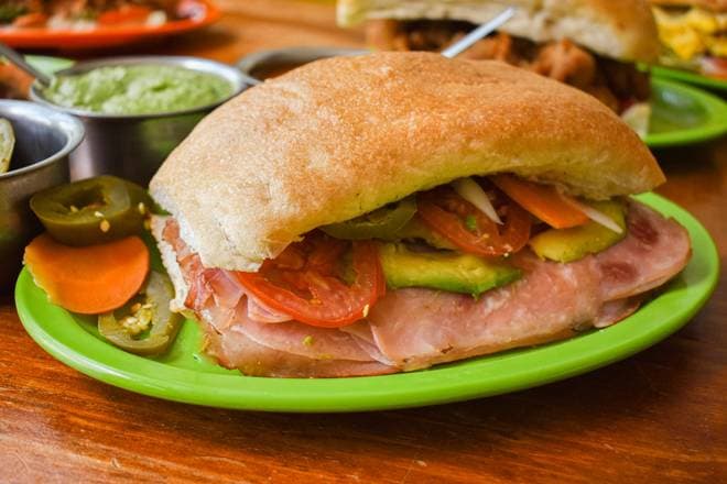 Torta con Queso de Puerco