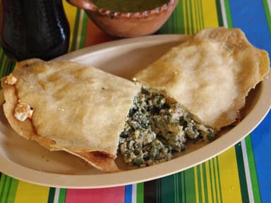 Molote de Sesos de Res