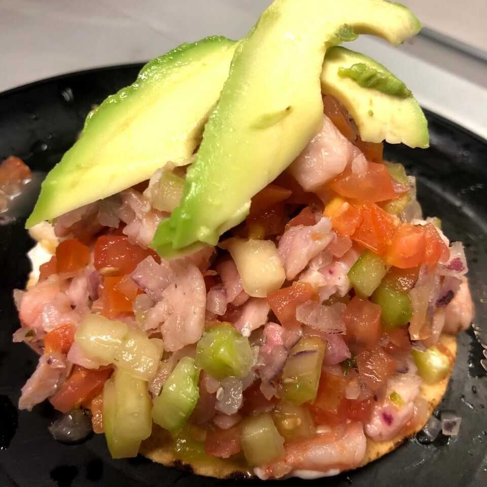 Tostada Ceviche de Pescado *
