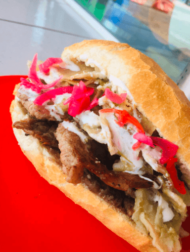 Torta con Pollo Deshebrado