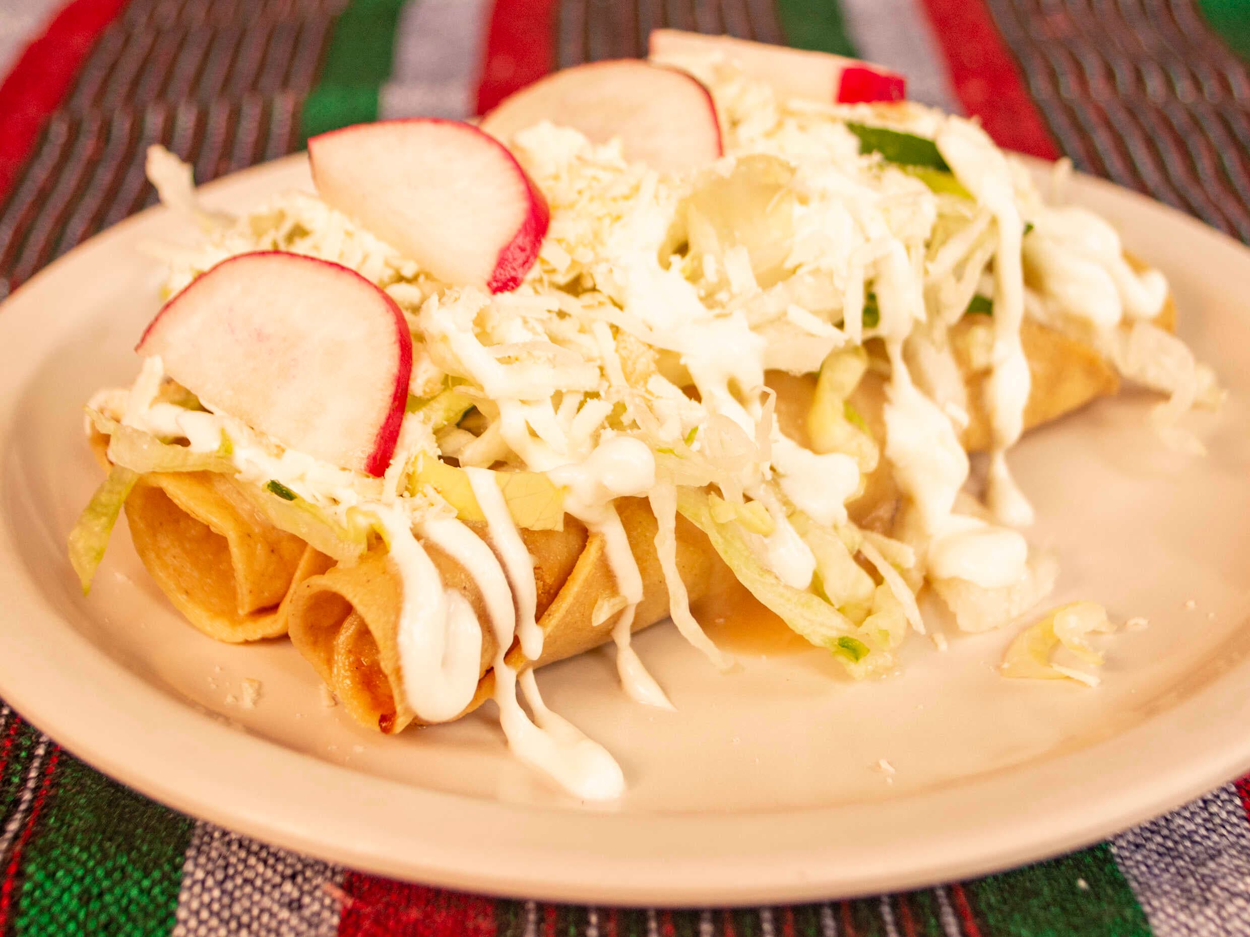 Orden de Tacos Dorados