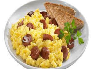 Huevos Con Salchicha