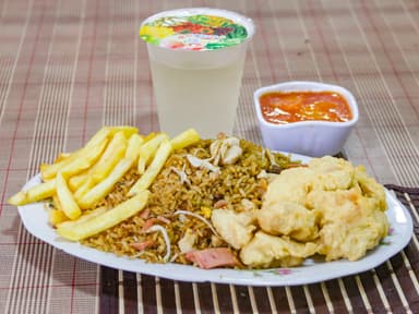 Combo-Personal con pollo agridulce