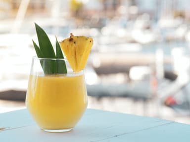 Piña con Jengibre