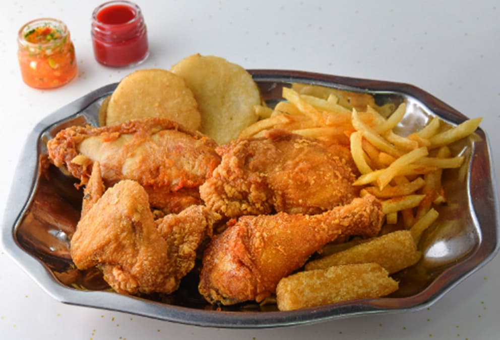 Combo Medio Pollo Broaster + Papa Francesa.