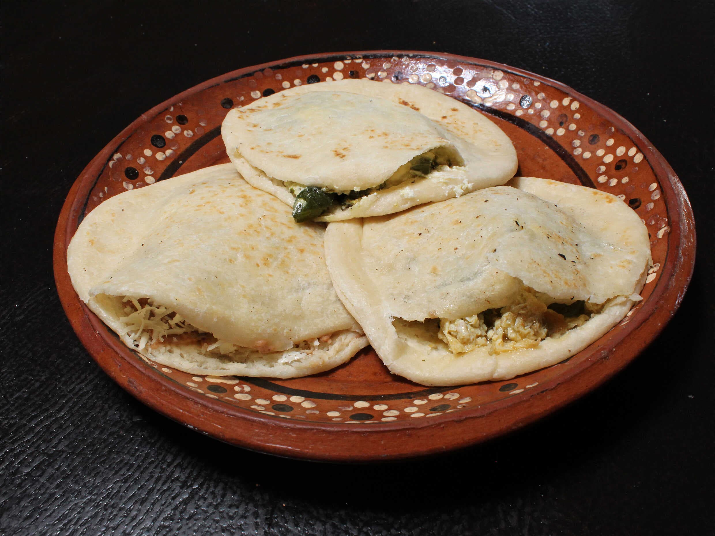 Combo Gorditas + Agua