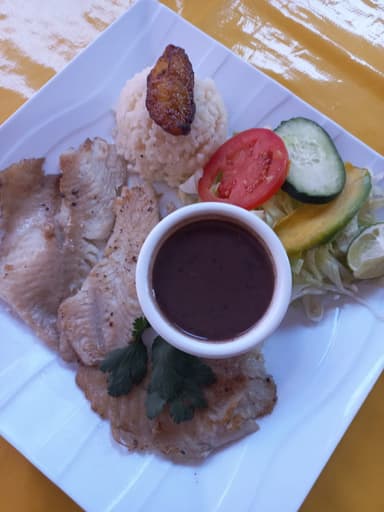 FILETE DE PESCADO A LA PLANCHA
