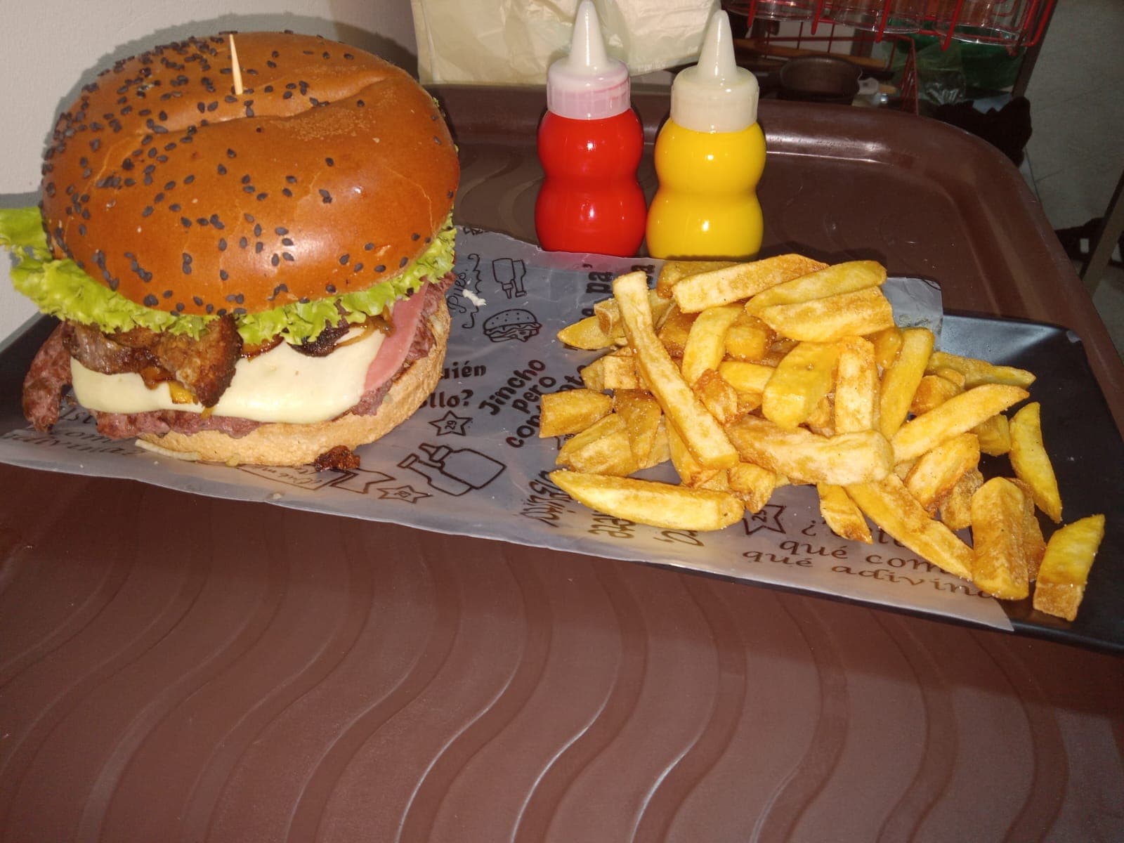 2 Hamburguesas Clásicas