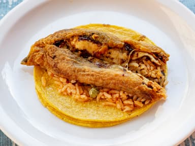 Taco de Chipotle Relleno de Queso