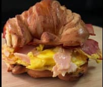 Croisssant Brown