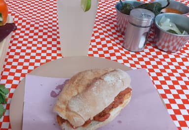 Tortas con Guisado con Picante
