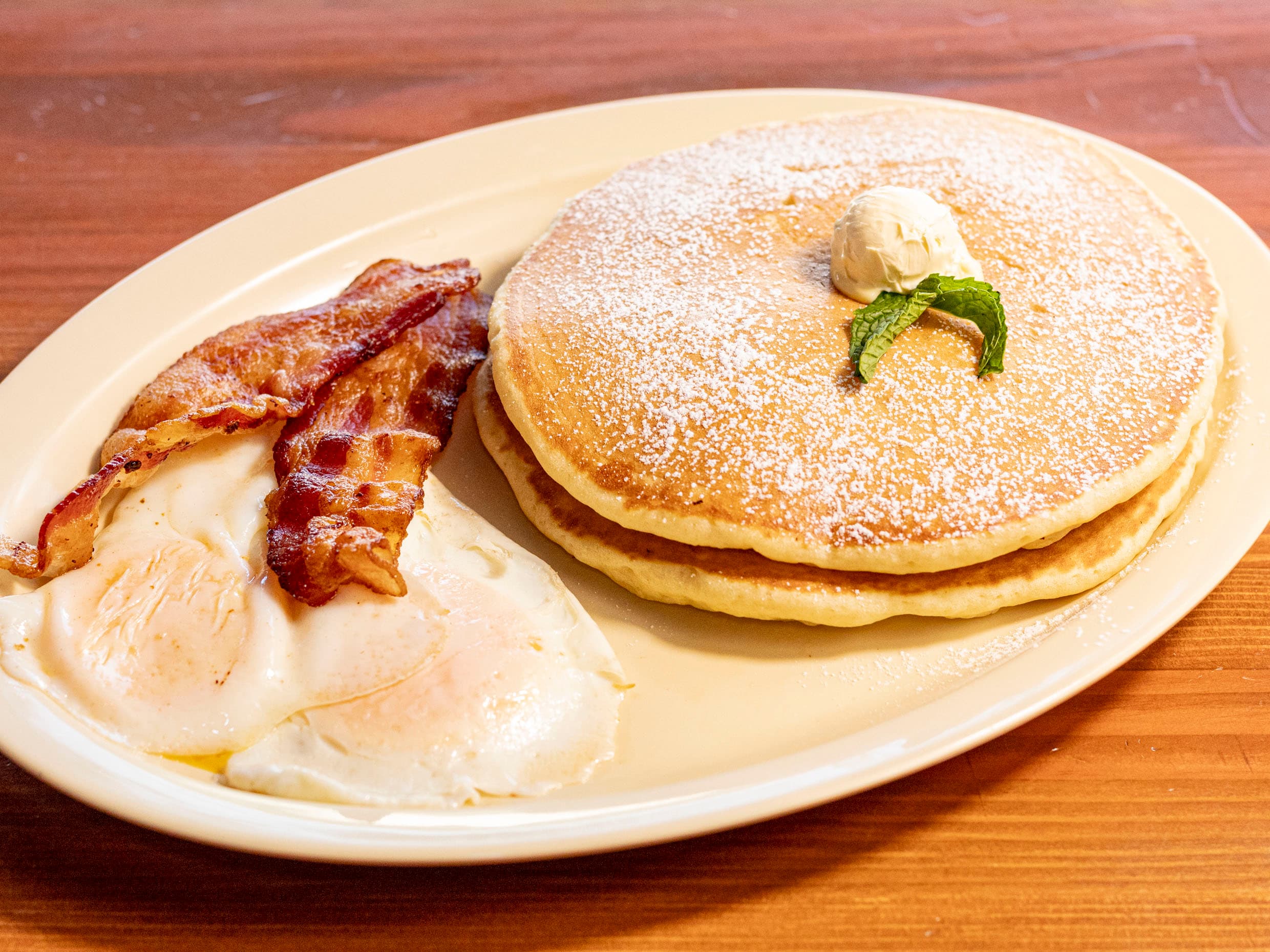 Pancakes con 2 Huevos