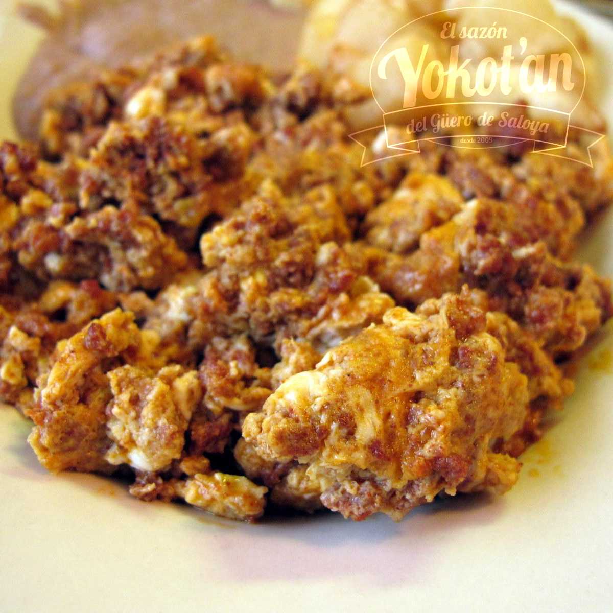 Huevos con Longaniza