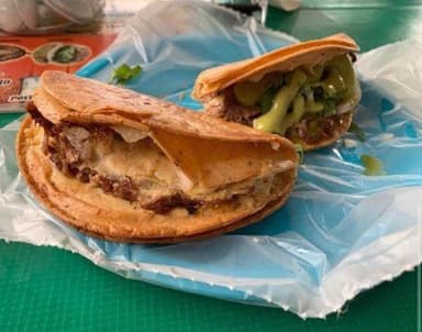 Combo- Dorados de Birria
