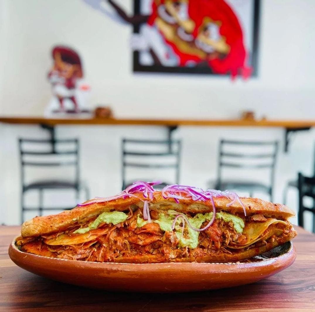 Mega Ahogada de Buche y Carnitas