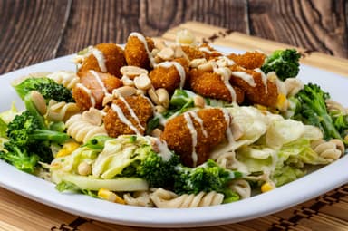 Ensalada Pollo Empanizado