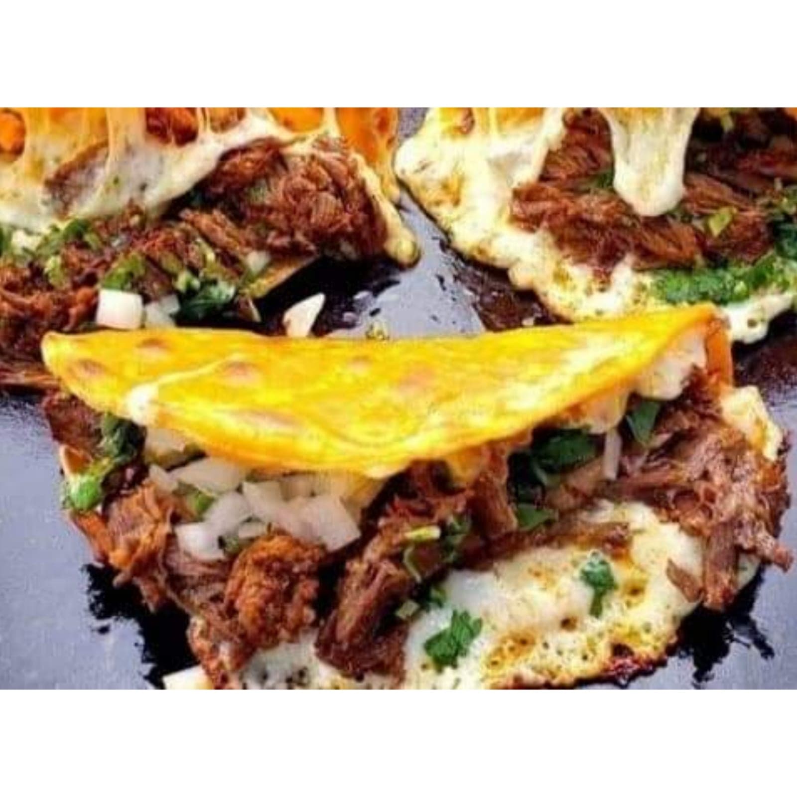 Combo 4 Quesabirrias + Refresco de Sabor