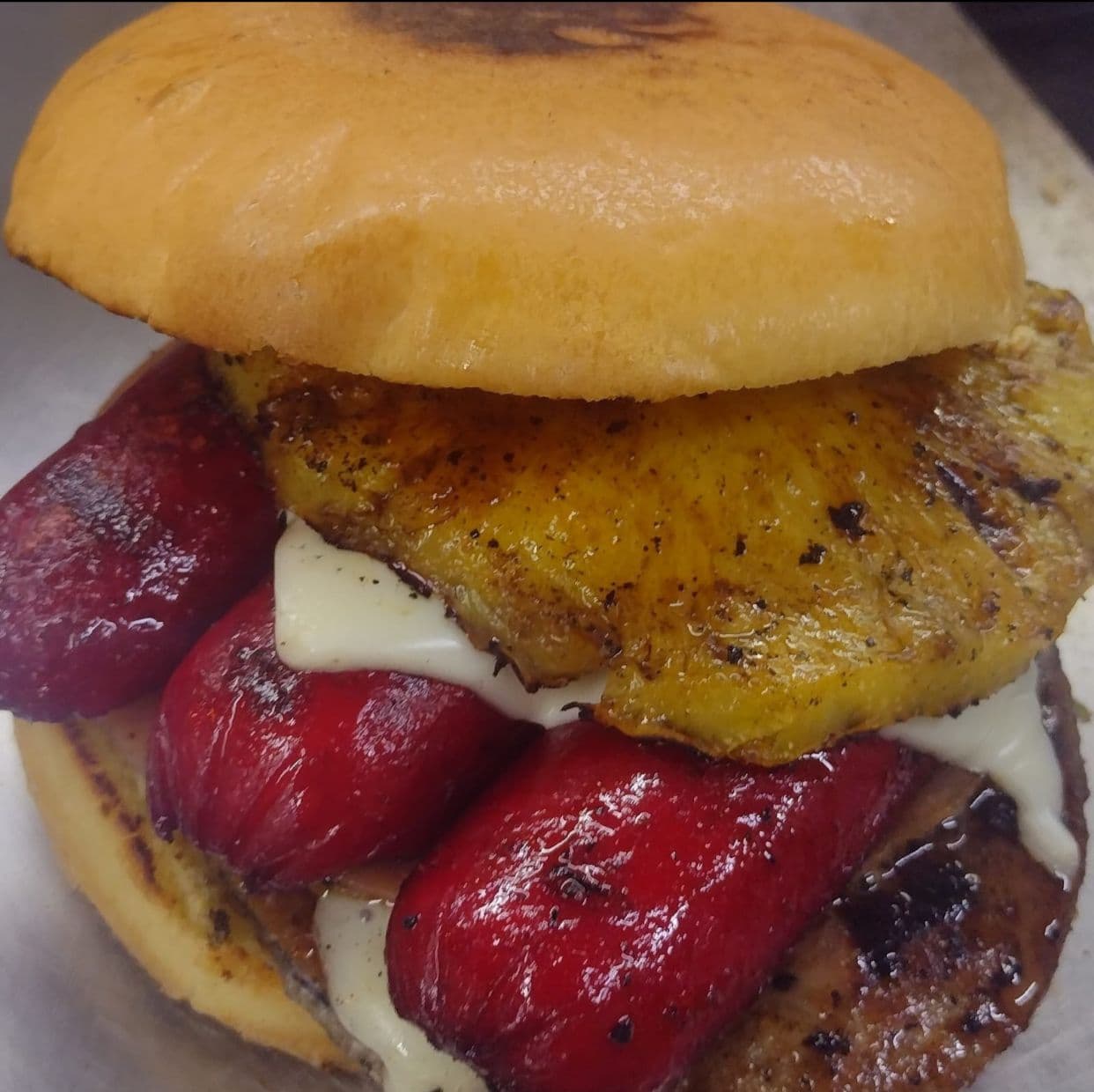 Hawaiana Salchiburguer