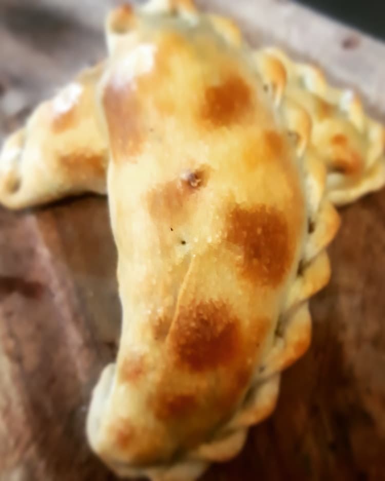 Empanada de Champiñon y Queso