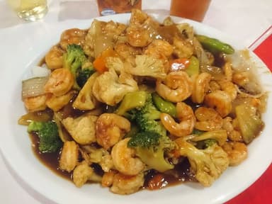 Chop Suey en Salsa de Mariscos