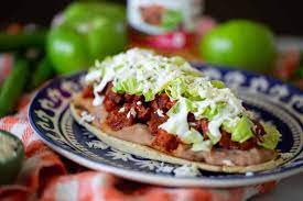 HUARACHE DE LONGANIZA Y QUESO