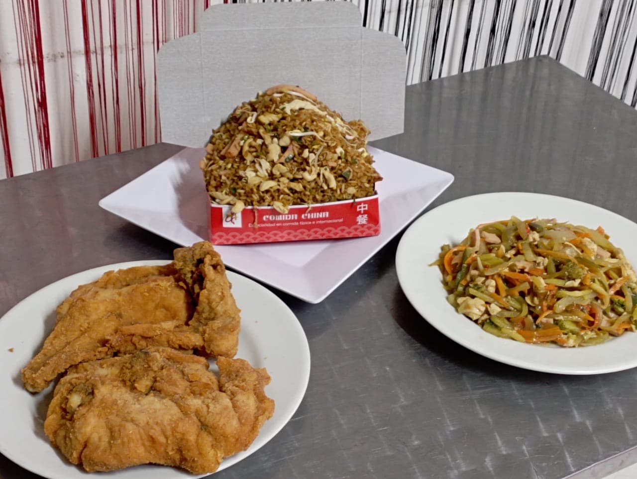 CAJA MEGA +1 POLLO +SPAGUETTI