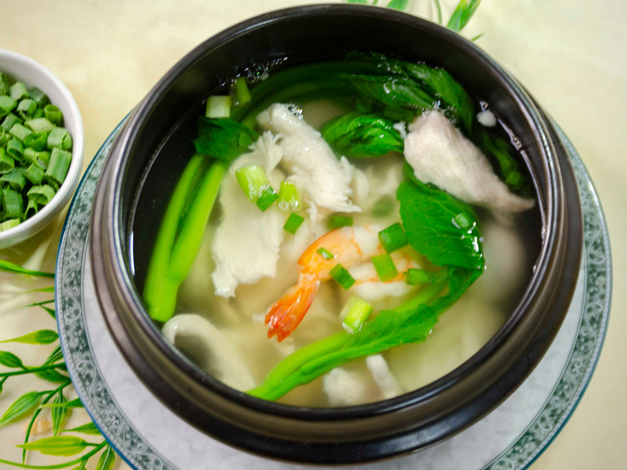 Sopa Wantán Especial