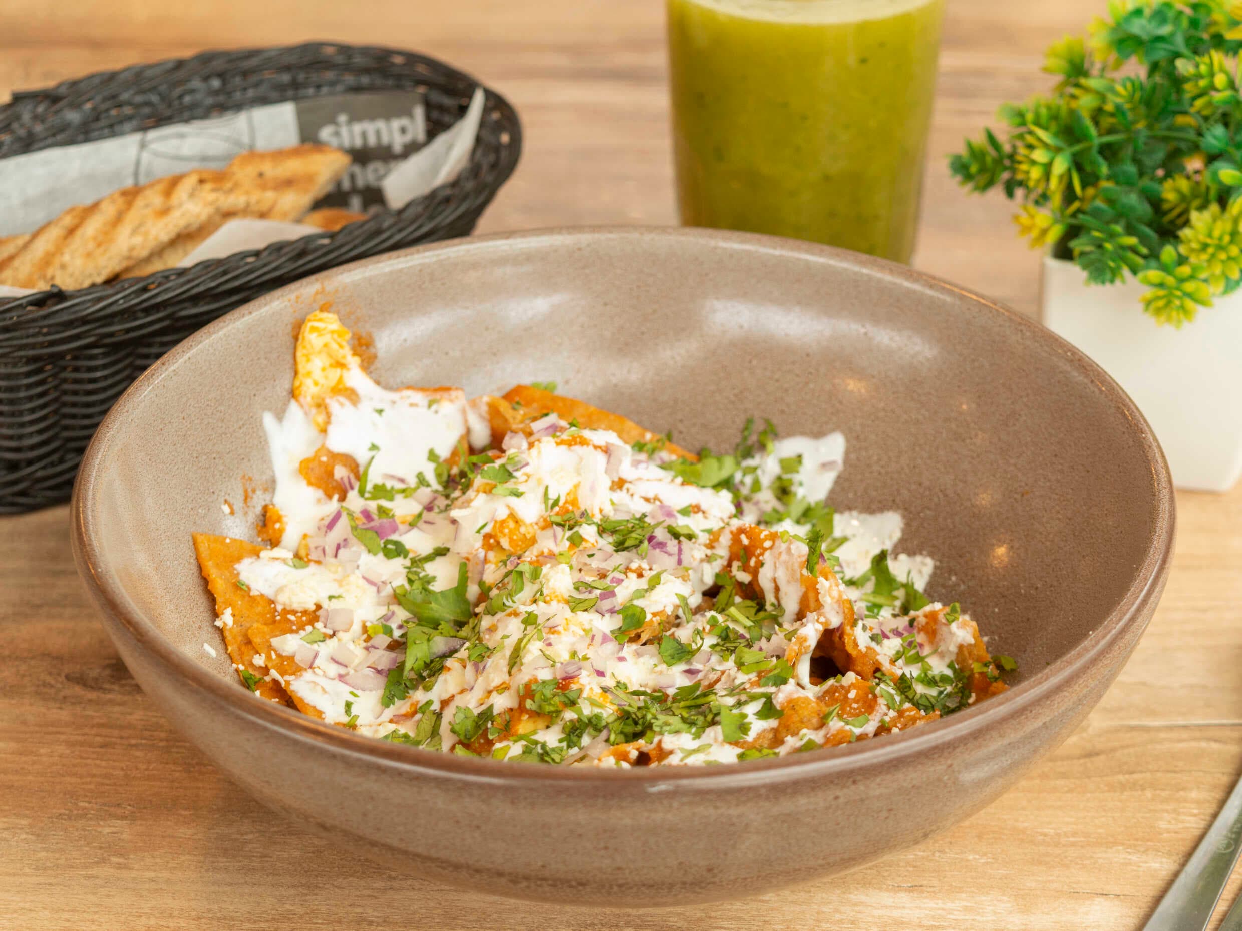Chilaquiles con Pollo