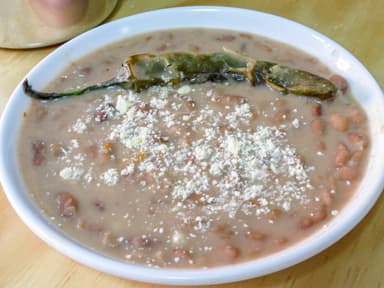 FRIJOLES REFRITOS