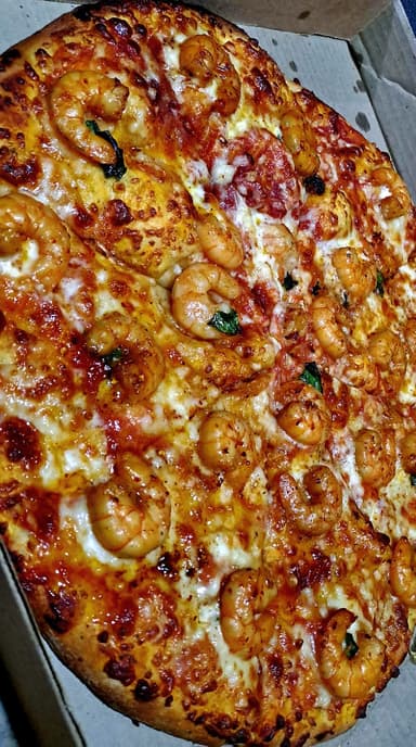 Pizza De Camarón Grande