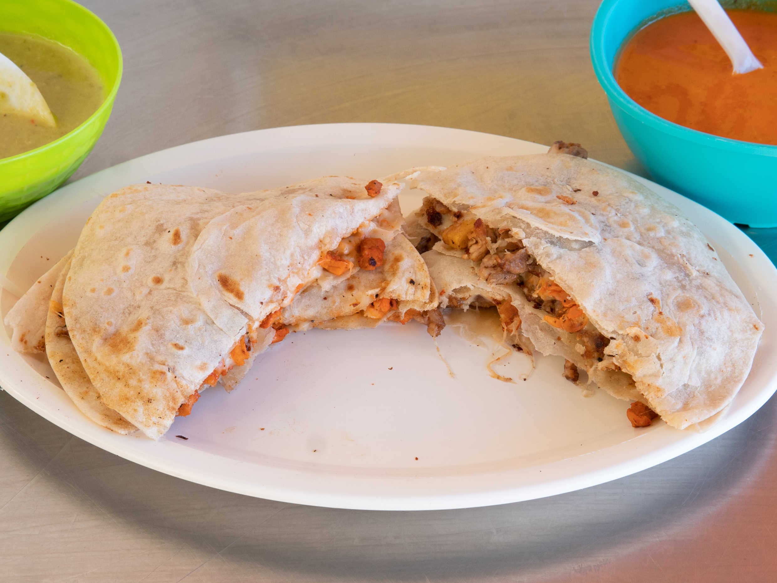 Promoción 2 Quesadillas Bistec