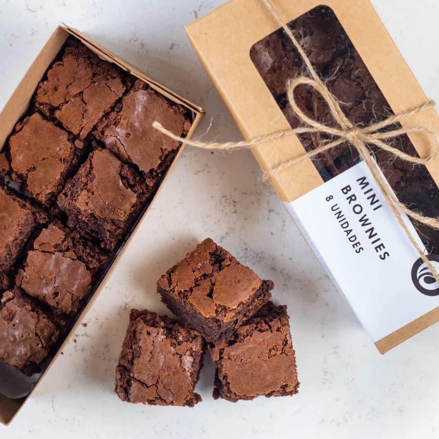 Caja de 8 Mini Brownies Integrales
